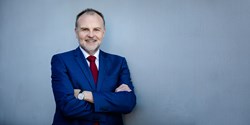 Carsten Müller hat mehr als 20 Jahre internationale Vertriebserfahrung im Bereich der Automobil- und Industrielacke (Bild: iINTEC SAMES-KREMLIN GmbH)