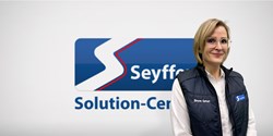 Simone Gerhart, Betriebsleitung