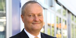 Dr. Bernhard Jenisch, Vice President, Engineering & Innovation, EagleBurgmann Germany GmbH & Co. KG